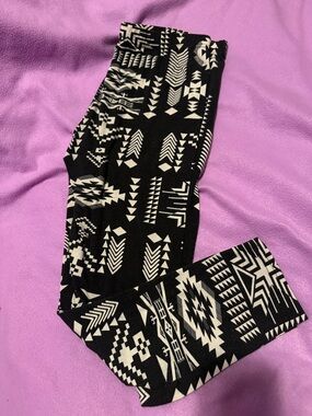 Aztec Print Leggings